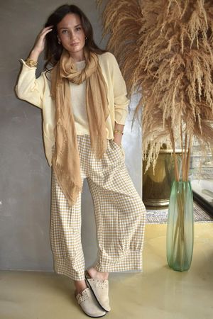 Annie Gingham Quirky 7/8 Pant Mustard